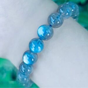 “Labradorite Orb” Natural Gray Iridescent Flash Crystal Round Ball Bead Bracelet